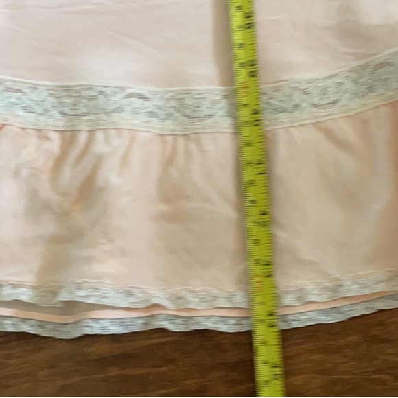 💖 Vintage Fantasy Lace Light Blush Pink Peach Slip Dress Small S Nightgown - Picture 7 of 10